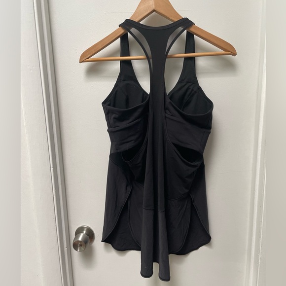 Lululemon 2 in 1 bra tank size 8 - Picture 2 of 3